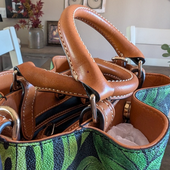 Dooney & Bourke Montego Mini Barlow - Picture 11 of 16